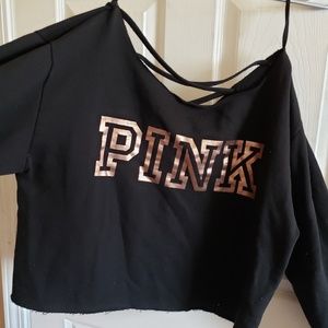 Crop top VS Pink sweater